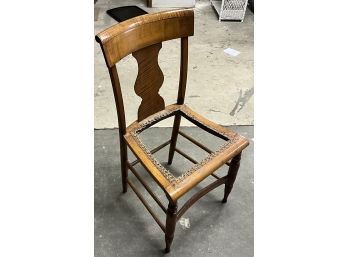 Tiger Maple Country Chair