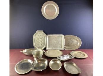 Mixed Lot Of Trays And Bowls