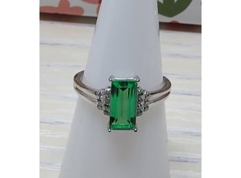 Beautiful Created Emerald & White Sapphire Sterling Silver Ring