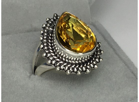 Beautiful Sterling Silver / 925 Cocktail Ring With Intense Yellow Topaz - Very Pretty Piece - Wonderful Ring