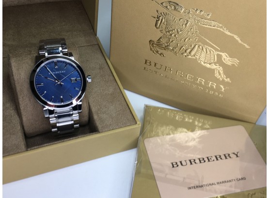 Incredible Brand New $695 Mens BURBERRY Watch - All Stainless Case With Blue Dial - With Box & Card - WOW !