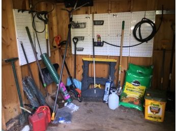 HUGE ! Yard & Household Tool Lot - TONS OF STUFF Would Be WELL OVER $1,000 To Replace Or Buy New LOOK CLOSE !