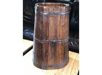 Great Decorative Antique Style Wine Grape Barrel - Like The Ones Used To Collect Grapes At Winery - NICE !