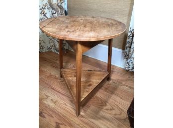 Lovely Antique English Scrubbed Pine Table From Prince Of Wales In Westport - Great Antique Piece ! WOW !