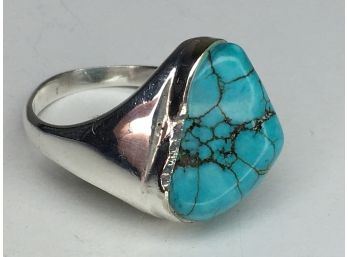 Fantastic 925 / Sterling Silver With Natural Polished Turquoise Ring - Great Look - Very Pretty Ring !