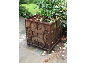 Fantastic VERY LARGE Wrought Iron Planter By SMITH & HAWKEN - Great Vintage Look - Need Liner Repaired