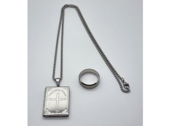 The Lords Prayer Openable Pendant Necklace With Matching Ring In Stainless