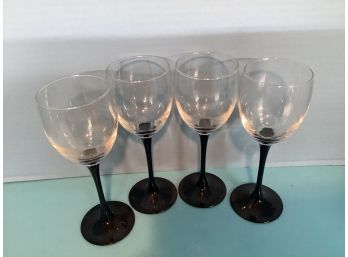 Vintage Set Of Four (4) Luminarc Domino Wine Glasses (7 1/2  Inches In Height)