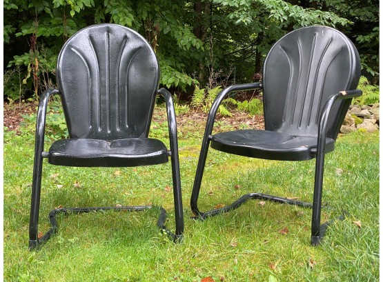 A Pair Of Retro-Styled Outdoor Tulip Chairs