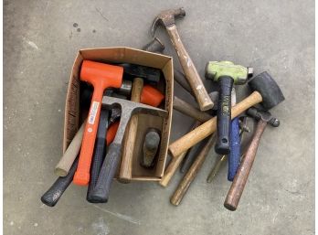 Box Lot: Assorted Hammers