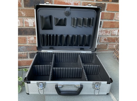 Fitted Silver Tool Carrier/Suitcase