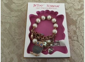 Betsey Johnson Whimsical Bracelet - New In Box - Lot #26