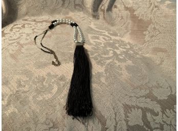 Black Bead And Faux Pearl Necklace - Lot #35