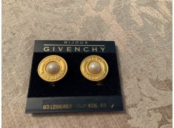 Givenchy Bijoux Gold Tone Earrings - Lot #12