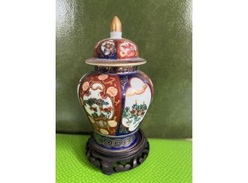 Hand Painted Chinese Vase With Stand-gold Imari