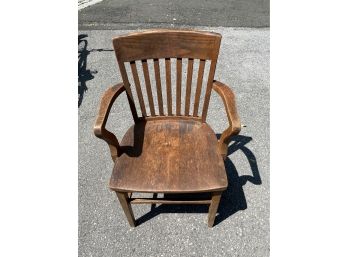 Beautiful Vintage Oak Desk Chair Sturdy And Sweet