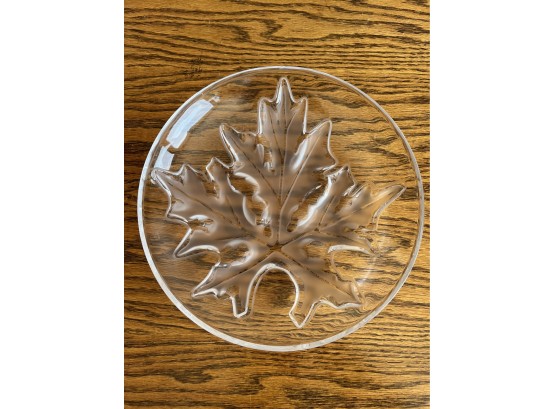 A Lalique Maple Leaf 9.5' Plate - Signed