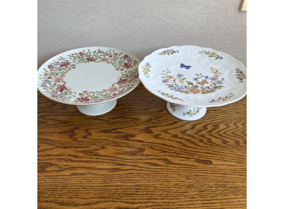A Set Of 2 Raised Cake Platters - Floral
