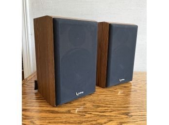 A Pair Of Vintage Infinity Stereo Speakers