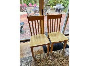 Solid Wood Chairs Set Of 2 (2 Of 3 Lots) Lot #2