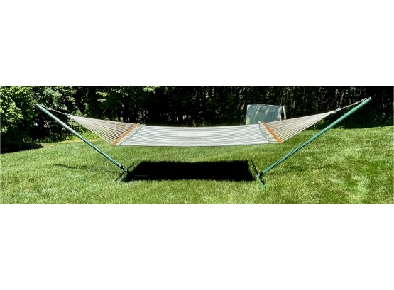 Canvas Hammock With Assembled Metal Tube Frame