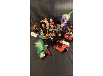A Mixed Lot Of Annalee Dolls & More
