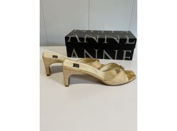 Anne Klein Cosmo Natural/Raffia Size 8 Ladies Shoes