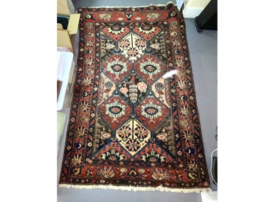 Area Rug 7 Ft X 4ft 8.