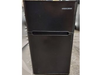 Black And Decker Mini Refrigerator Freezer  BCD331B MODEL