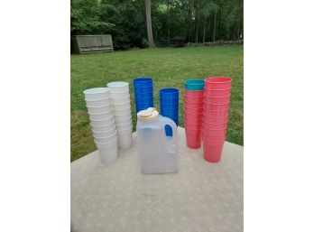 1 Gallon Pitcher And 58 Plastic Cups