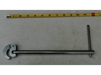 Pluimbers Basin Wrench