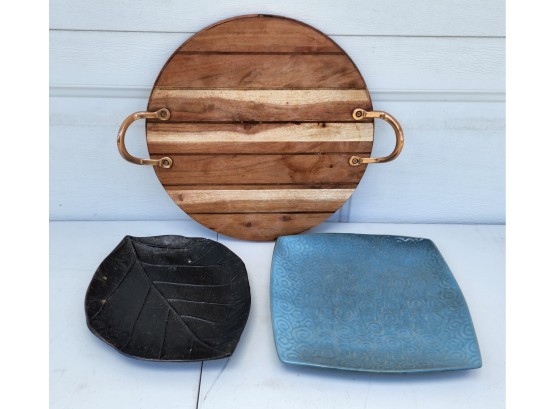Wood Round Tray With 2 Platters