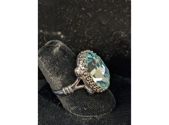 Lovely Aquamarine Color Sterling Silver Cocktail Ring Size 7