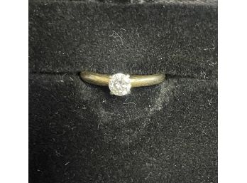 Womans 14k Yellow Gold And Diamond Ring . Round Sparkling  Diamond .20 Carats