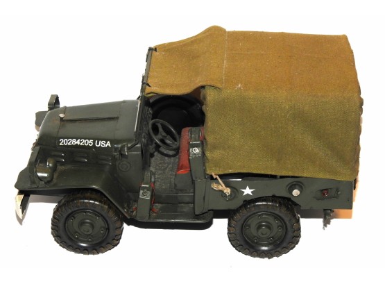 1/12th Sized Highly Detailed WW2 Army Jeep