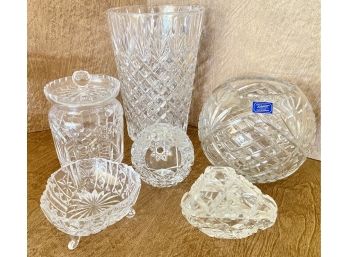 A Collection Of Vintage Cut Crystal (A)