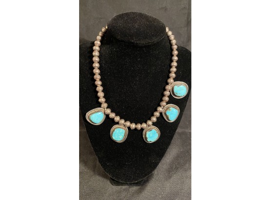 A Beautifull  Vintage  Turquois Necklace