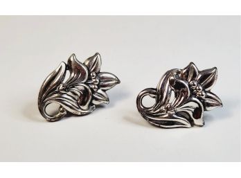 Vintage Sterling Silver Screw Back Flower Earrings