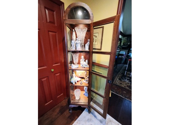 VINTAGE CABINET WITH LIGHTING - ITEMS NOT INCLUDED