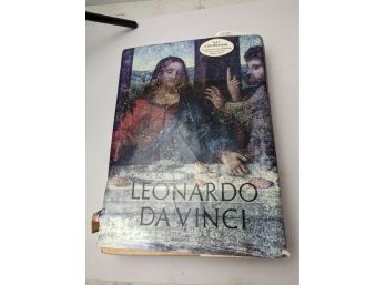 Large Da Vinci Book