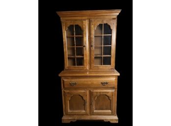 An Early American Temple Stuart Maple Hutch