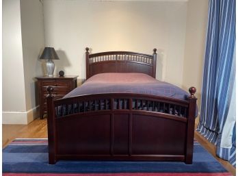 A Pottery Barn Full/Double Bed