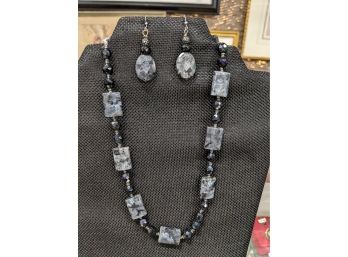 Stylish Semi Precious Necklace With Onyx And Obsidian Stones And Earrings