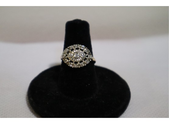14K White Gold With Diamonds Ring Size 5.75