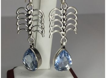 Very Pretty Sterling Silver / 925 Earrings With Pale Blue Topaz With Unusual Silver Wirework - Brand New