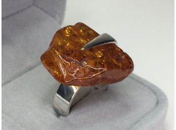 Incredible Vintage 925 / Sterling Silver And Natural Baltic Amber Cocktail Ring - VERY COOL RING - WOW !