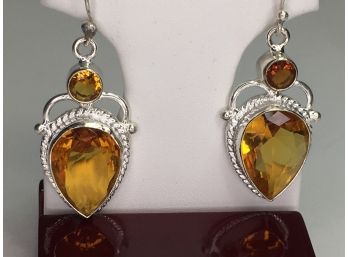 Very Pretty 925 / Sterling Silver Earrings With Faceted Orange Topaz - Very Pretty Pair - Brand New Unworn