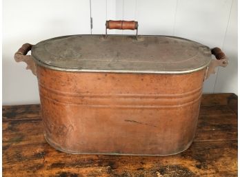Fantastic Antique Copper Wash Boiler With Lid - NICE DECORATOR ITEM ! For Firewood ? Flowers ? Anywhere !