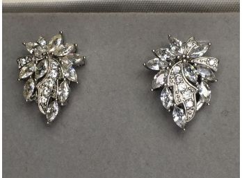 Fabulous Sterling Silver / 925 Cluster Earrings With Sparkling White Topaz - VERY ELEGANT - New Never Worn