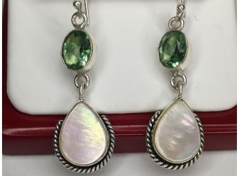 Fabulous 925 / Sterling Silver Earrings With Mother Of Pearl & Pale Green Topaz - Sterling Silver Rope Detail